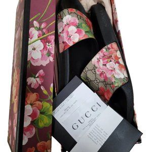 Gucci GG BLOOMS SUPREME FLORAL SLIDE SANDAL SIZE 39